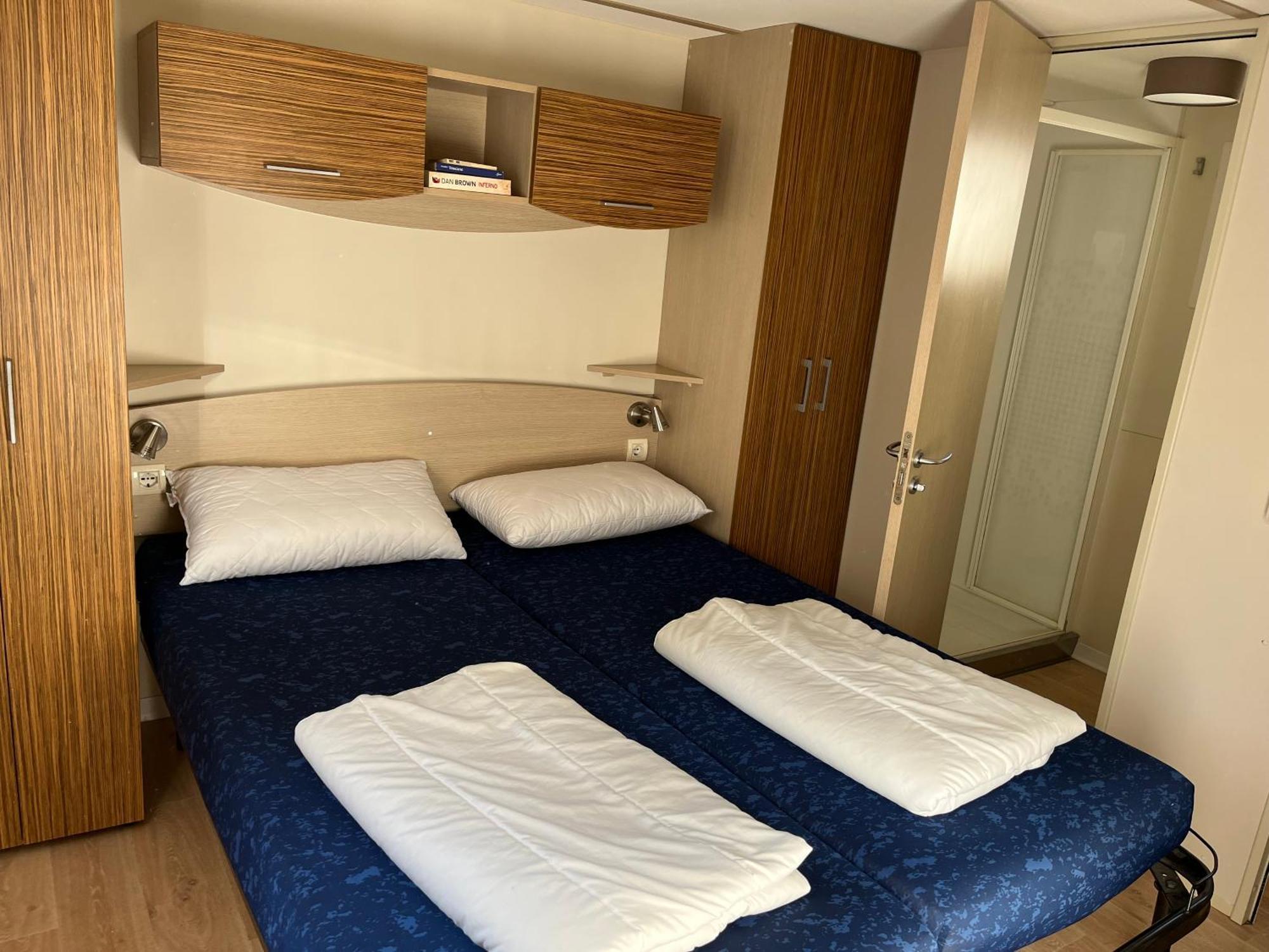 Chalet Camping River Italie Met 2 Slaapkamers อาเมเกลีย ภายนอก รูปภาพ